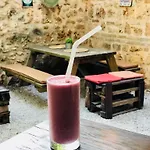 Kuyu Beergarden *