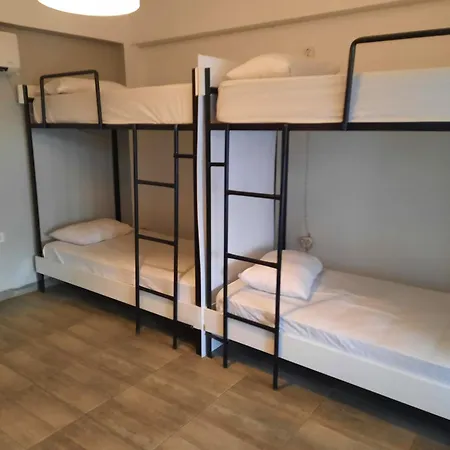 Kuyu Beergarden * Αττάλεια