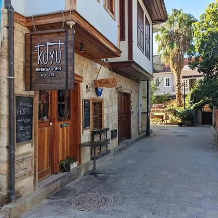 Kuyu Beergarden Vandrerhjem Antalya