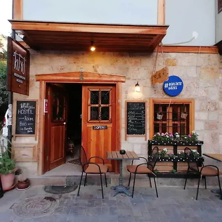 Kuyu Beergarden Hostel