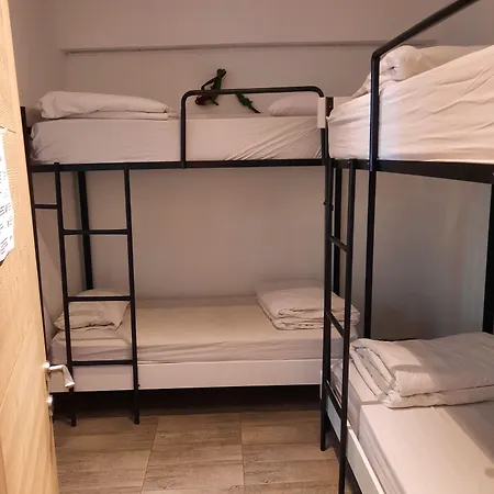 Kuyu Beergarden Αττάλεια