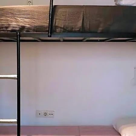 Kuyu Beergarden Hostel