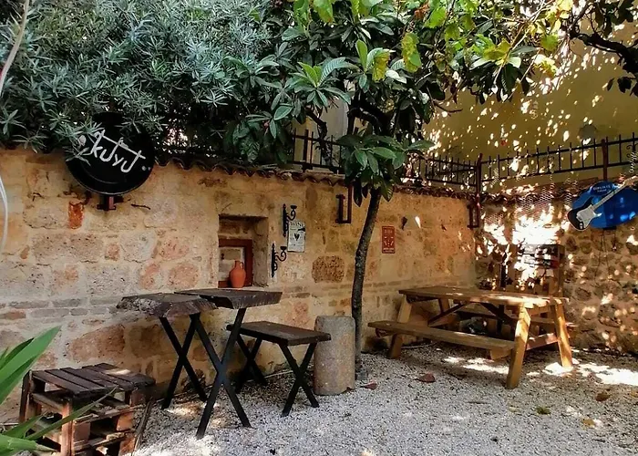 Hostel Kuyu Beergarden Antalya