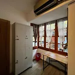Kuyu Beergarden Hostel Antalya
