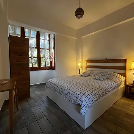 Hostal Kuyu Beergarden